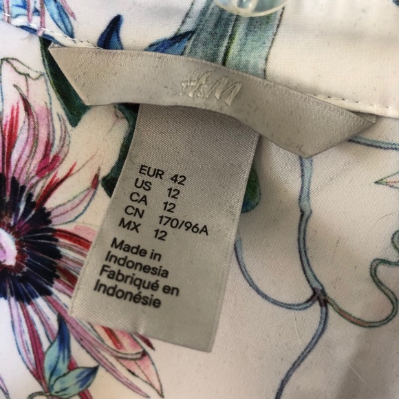 H&M blouse - Picture 5 of 8